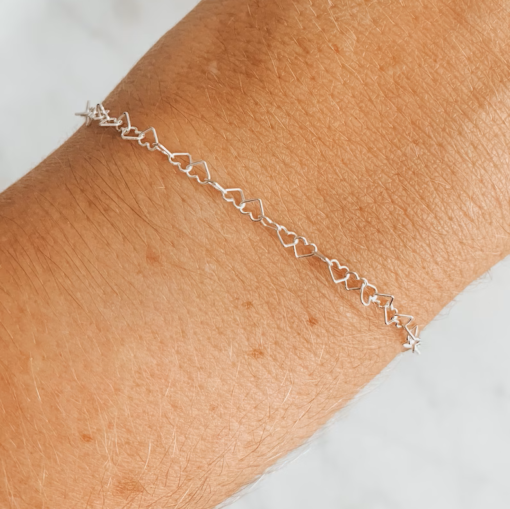 silver interlocking heart bracelet